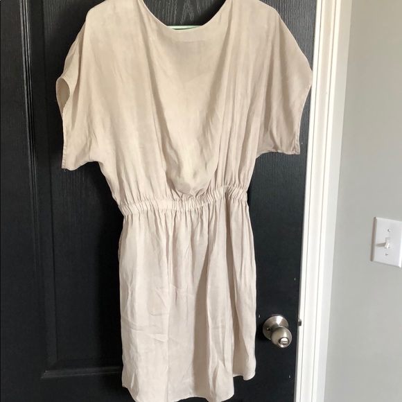 Express Dress - Picture 2 of 4